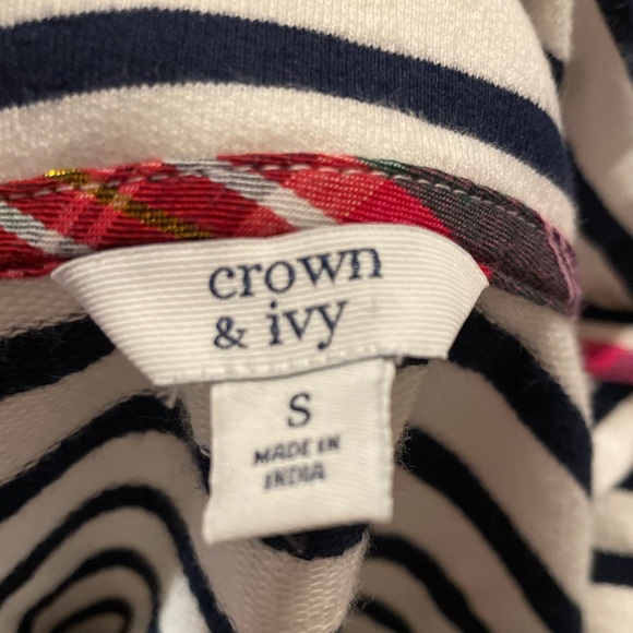 Crown & Ivy | Oversized Pullover | S - Picture 3 of 10